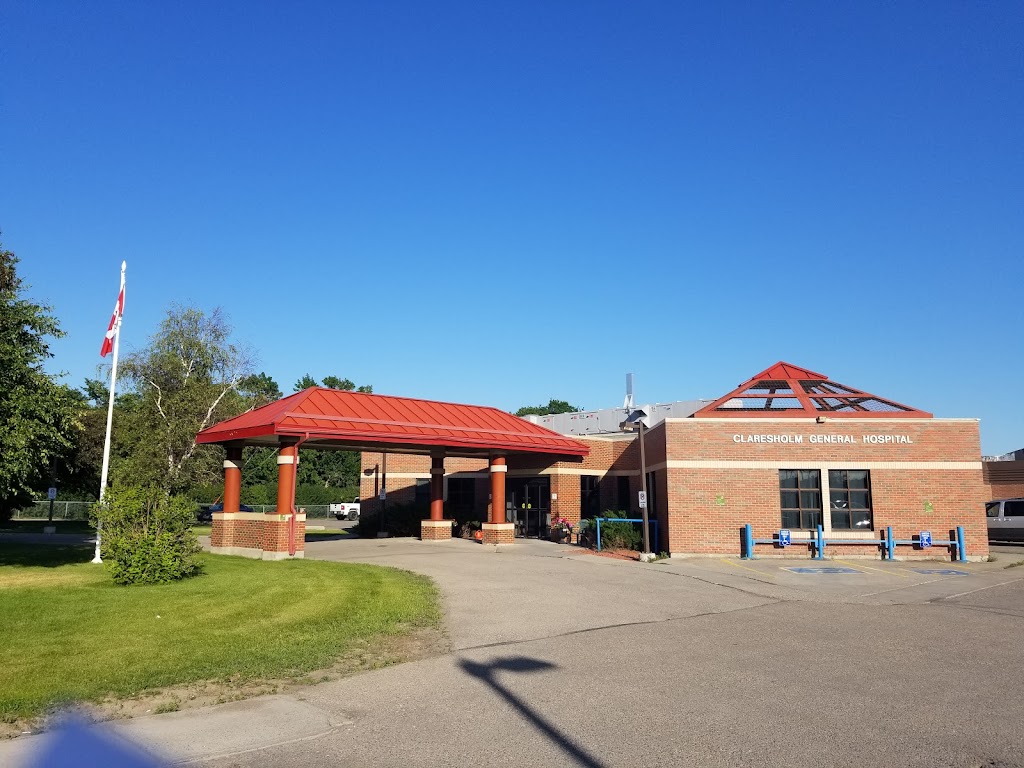 Claresholm General Hospital | 221 43 Ave W, Claresholm, AB T0L 0T0, Canada | Phone: (403) 682-3700