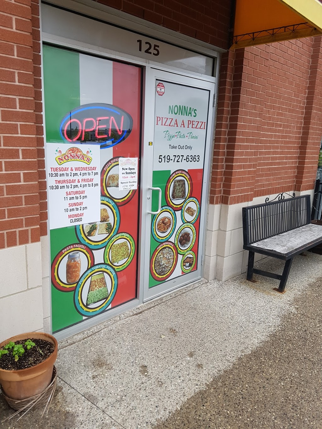 Nonnas Pizza A Pezzi | 486 Advance Blvd, Tecumseh, ON N8N 0B8, Canada | Phone: (519) 727-6363