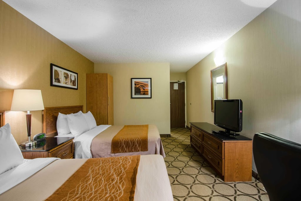 Country Inn & Suites by Radisson, Regina, SK | 3321 Eastgate Bay, Regina, SK S4Z 1A4, Canada | Phone: (306) 789-9117