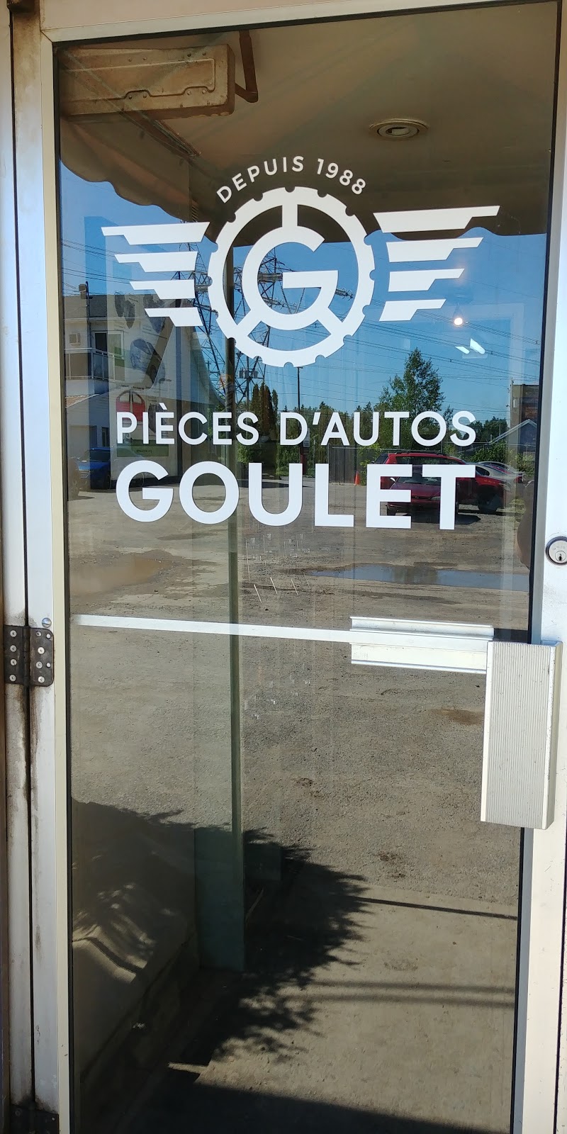 Pièces dAutos Goulet St-Emile Inc | 2716 Rue de la Faune, Québec, QC G3E 1H4, Canada | Phone: (418) 842-6659