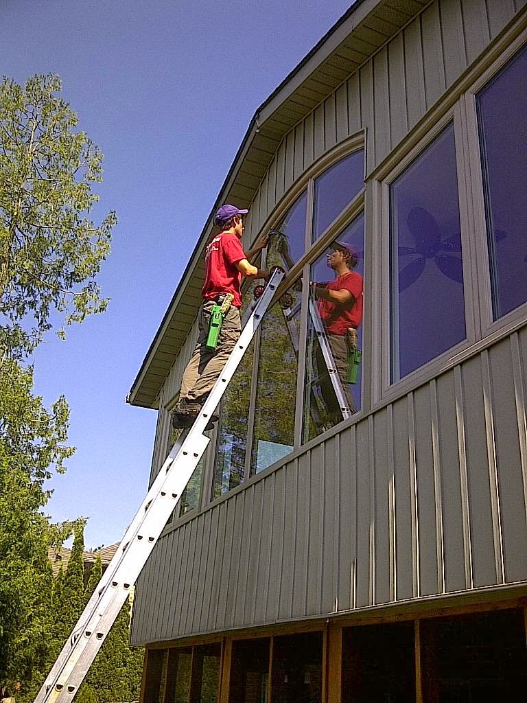 Klear View Window Cleaners Ltd | 9 Palm Crescent, Brantford, ON N3R 5G1, Canada | Phone: (519) 752-4575