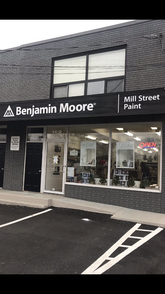 Benjamin Moore Mill Street Paint | 158 Mill St, Milton, ON L9T 1S2, Canada | Phone: (905) 636-1113