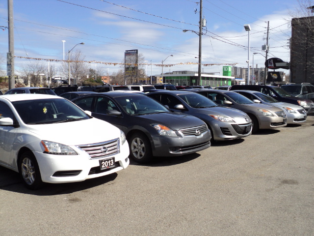 Milan Auto Sales Ltd | 2548 Weston Rd, North York, ON M9N 2A6, Canada | Phone: (416) 242-5555