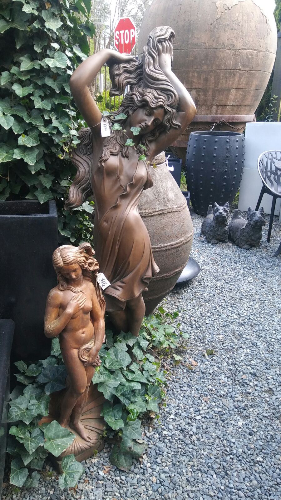 Old Farm Garden & Pottery Centre | 5174 Francis St, Koksilah, BC V0R 2C0, Canada | Phone: (250) 746-8734