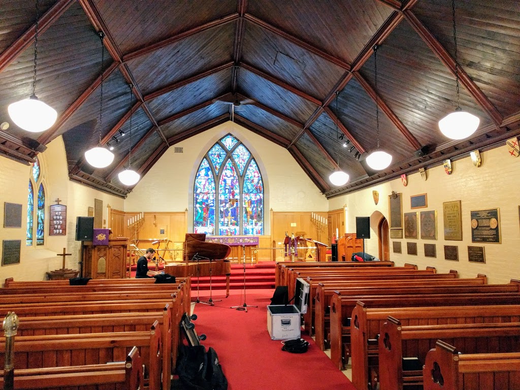 St.Bartholomews Church | 125 MacKay St, Ottawa, ON K1M 2B4, Canada | Phone: (613) 745-7834