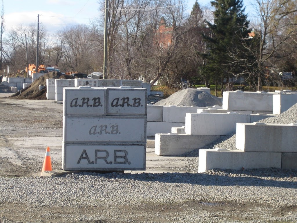 ARB Large Retaining Wall Blocks | 195 Duke St, Bowmanville, ON L1C 3K3, Canada | Phone: (905) 926-2770