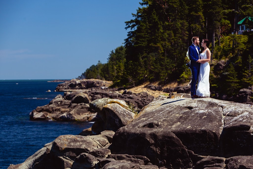 Etched Productions Wedding Photography | 4176 Verte Pl, Nanaimo, BC V9T 5P7, Canada | Phone: (250) 714-1612