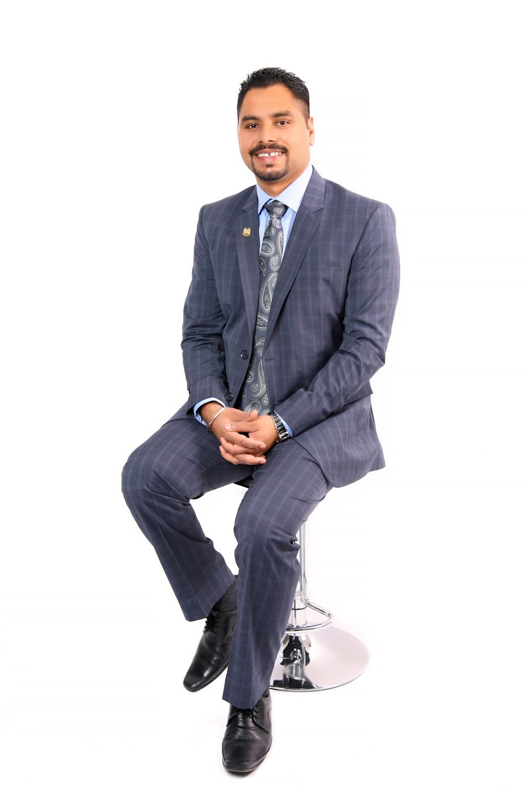 Ravi Simak- Realtor | 7420 Bramalea Rd b, Mississauga, ON L5S 1W9, Canada | Phone: (416) 716-0917