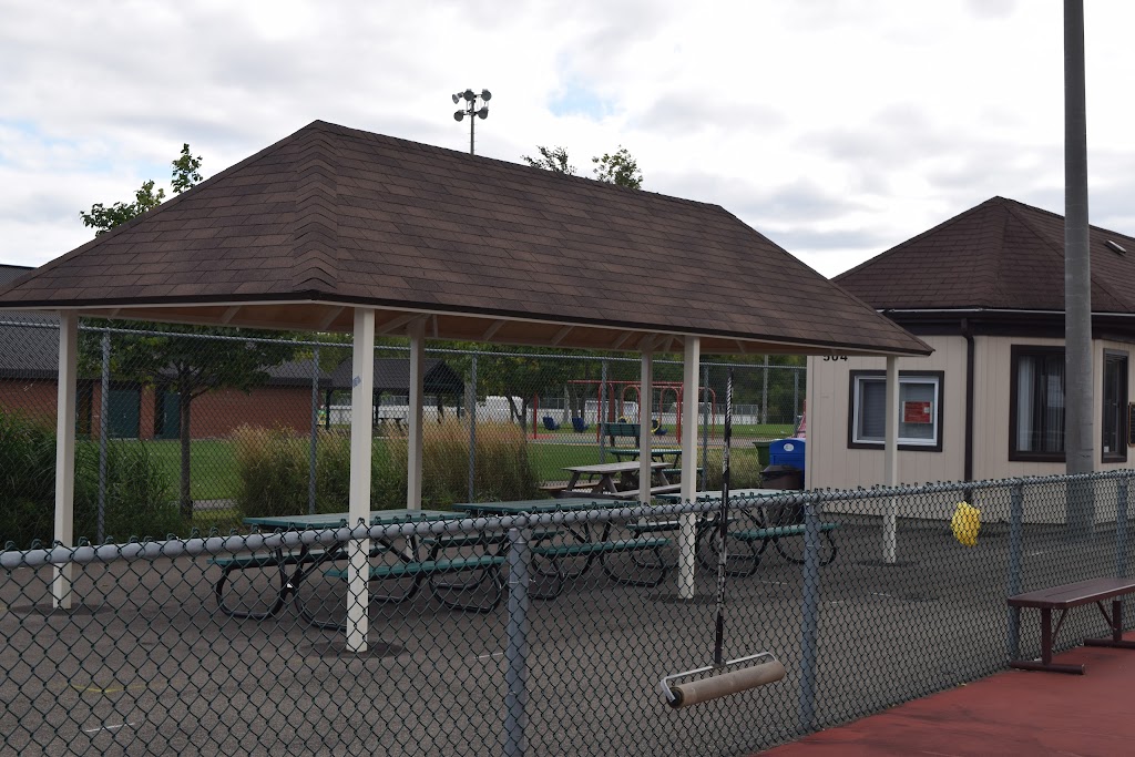 Club de Tennis Île-Bizard | 504 Mnt de lÉglise, LÎle-Bizard, QC H9C 1G9, Canada | Phone: (514) 620-6600