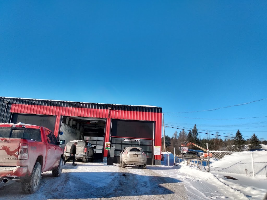 Extreme Lave Auto | 2585 Boulevard Ste Sophie, Sainte-Sophie, QC J5J 2V3, Canada | Phone: (514) 825-0328