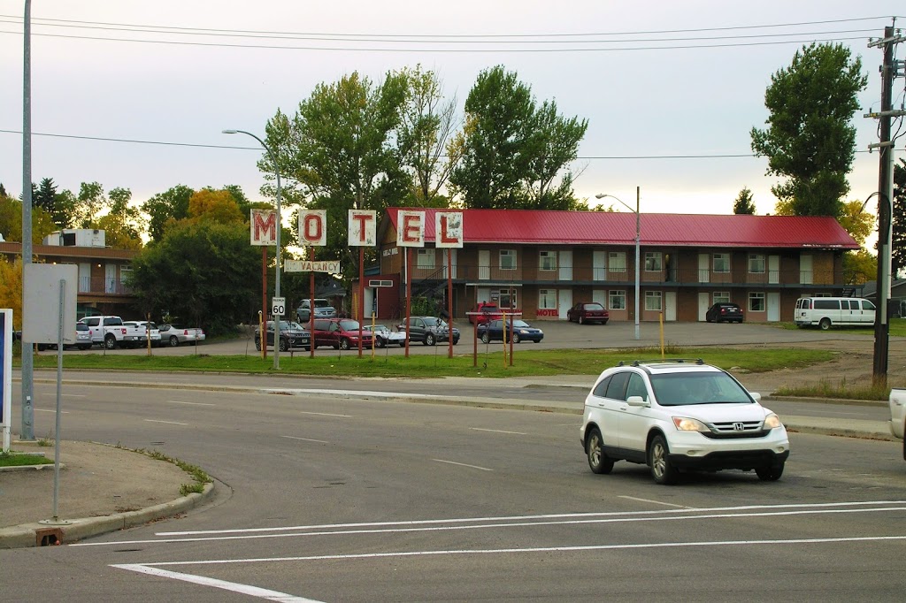 Gateway Motel | 10412 63 Ave NW, Edmonton, AB T6H 4J5, Canada | Phone: (780) 434-1461