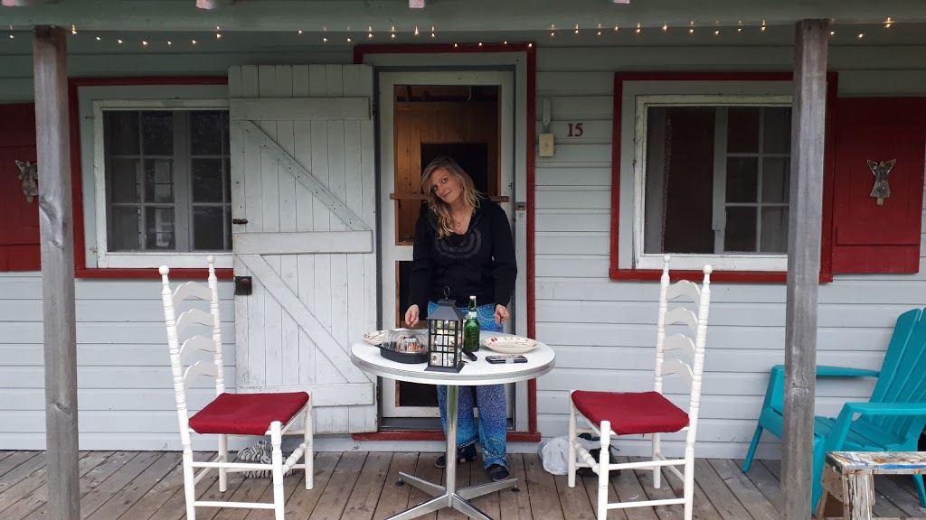 Riverview Cottages | 30 Chapel St, Parrsboro, NS B0M 1S0, Canada | Phone: (877) 254-2388