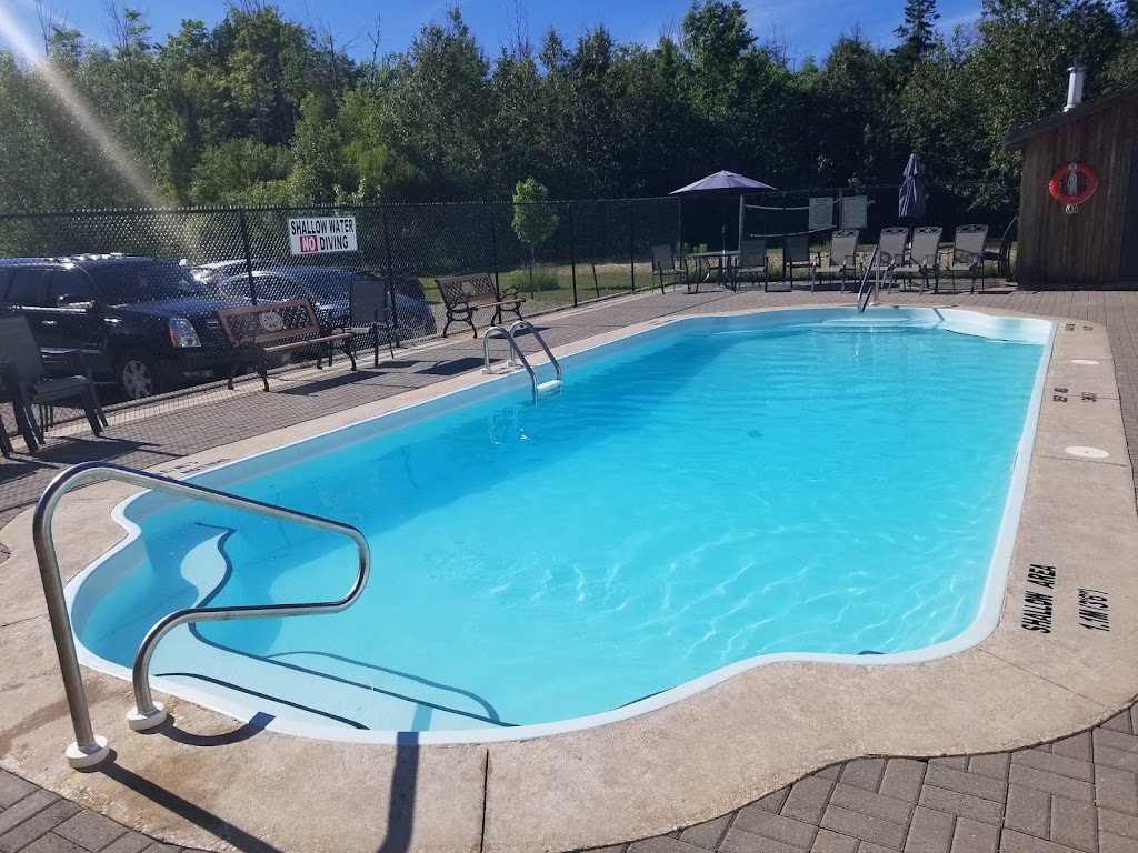 Winding River Campground | 94 Fedy Dr, Sauble Beach, ON N0H 2G0, Canada | Phone: (519) 422-1509