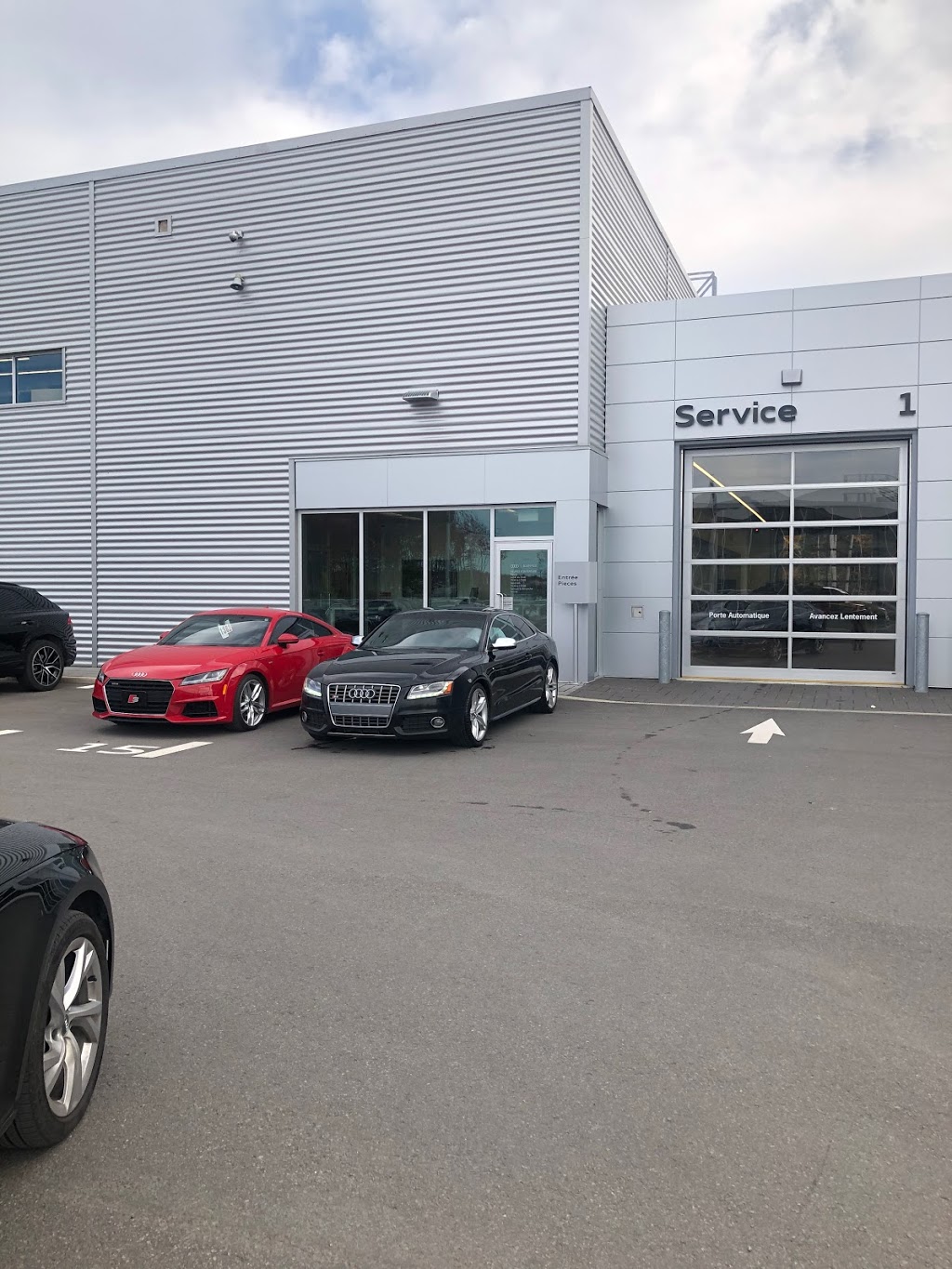 Audi Service | Audi Blainville | 1295 Boulevard Michèle-Bohec, Blainville, QC J7C 0P8, Canada | Phone: (450) 434-1120