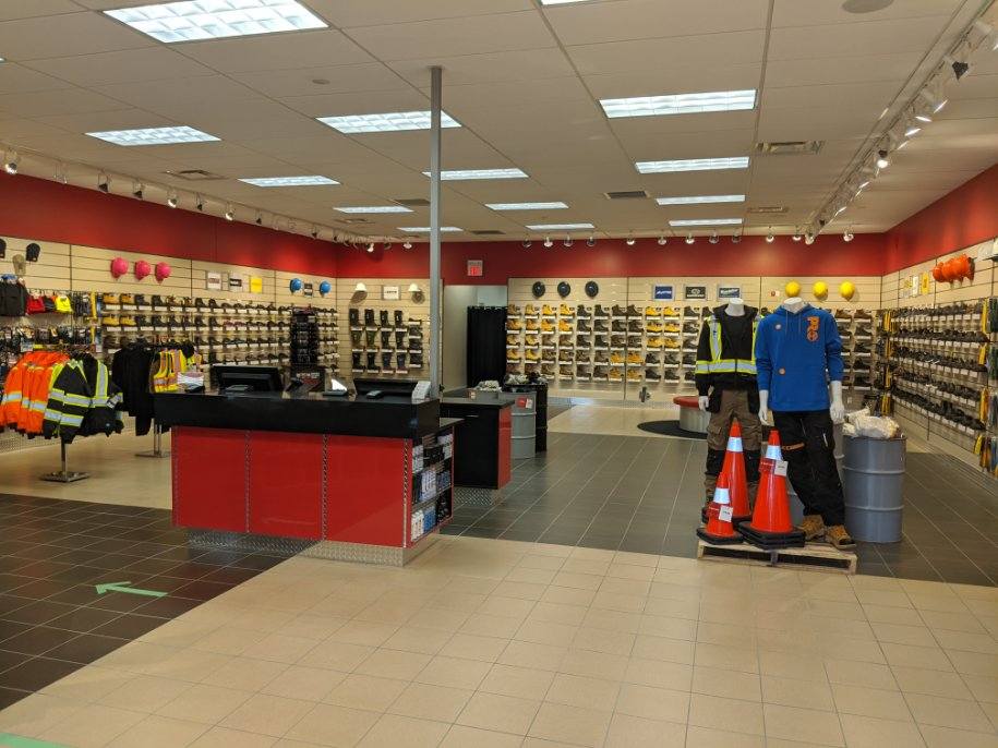 Mister Safety Shoes Inc | 18265 Yonge St Unit #1, East Gwillimbury, ON L9N 0A2, Canada | Phone: (905) 830-5000