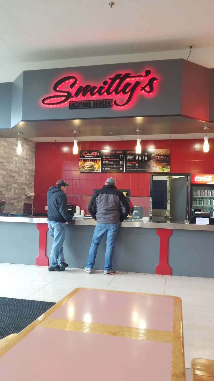 Smittys | 417 Wellington St, St Thomas, ON N5R 5J5, Canada | Phone: (519) 633-2864