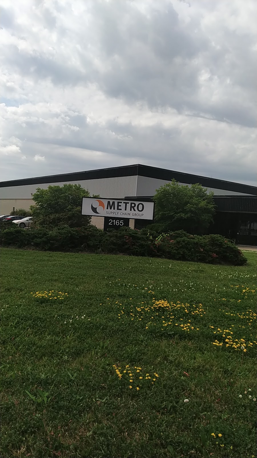 Metro Supply Chain Group | 1401 Creditstone Rd, Concord, ON L4K 4N7, Canada | Phone: (905) 738-5577