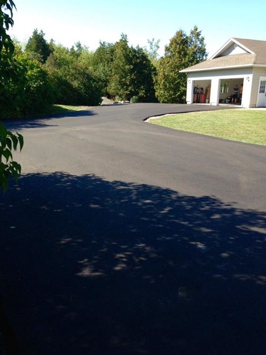 National Paving | 1054 Carroll Rd, Smiths Falls, ON K7A 4S4, Canada | Phone: (613) 284-0677