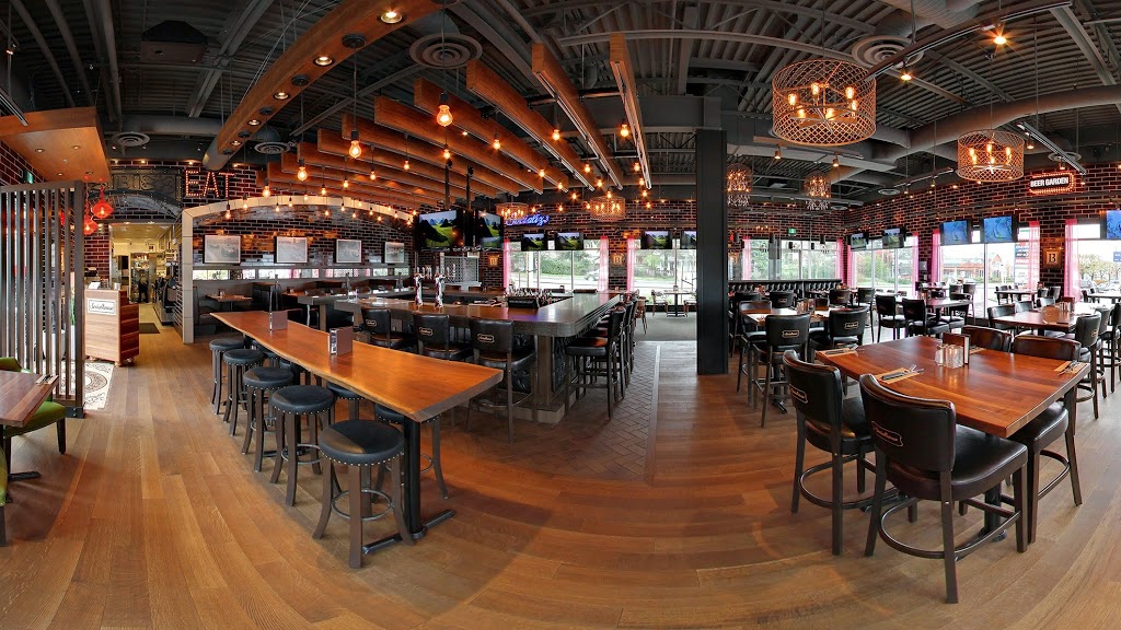 Browns Socialhouse Sunshine Hills | 6485 120 St, Delta, BC V4E 3G3, Canada | Phone: (778) 435-3003