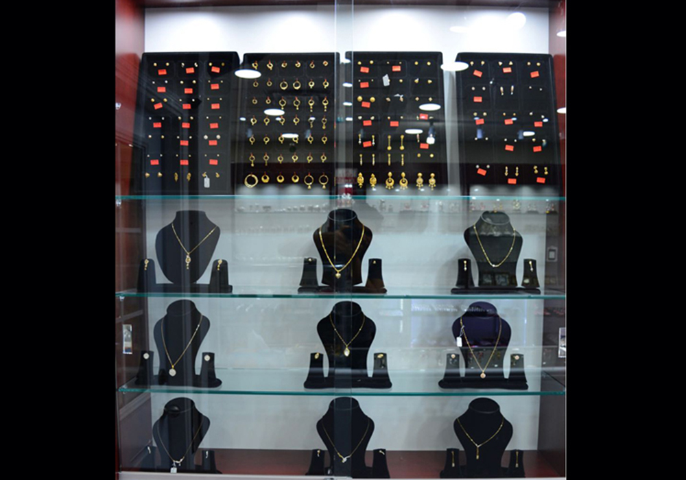 New Silver Shop Brampton | 7955 Torbram Rd #24, Brampton, ON L6T 5B9, Canada | Phone: (905) 799-6700