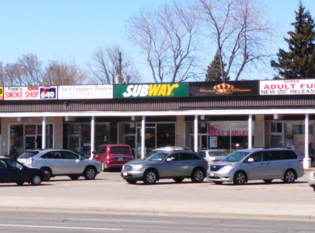 Subway | 2084-A Lawrence Ave E, Scarborough, ON M1R 2Z5, Canada | Phone: (647) 345-1205