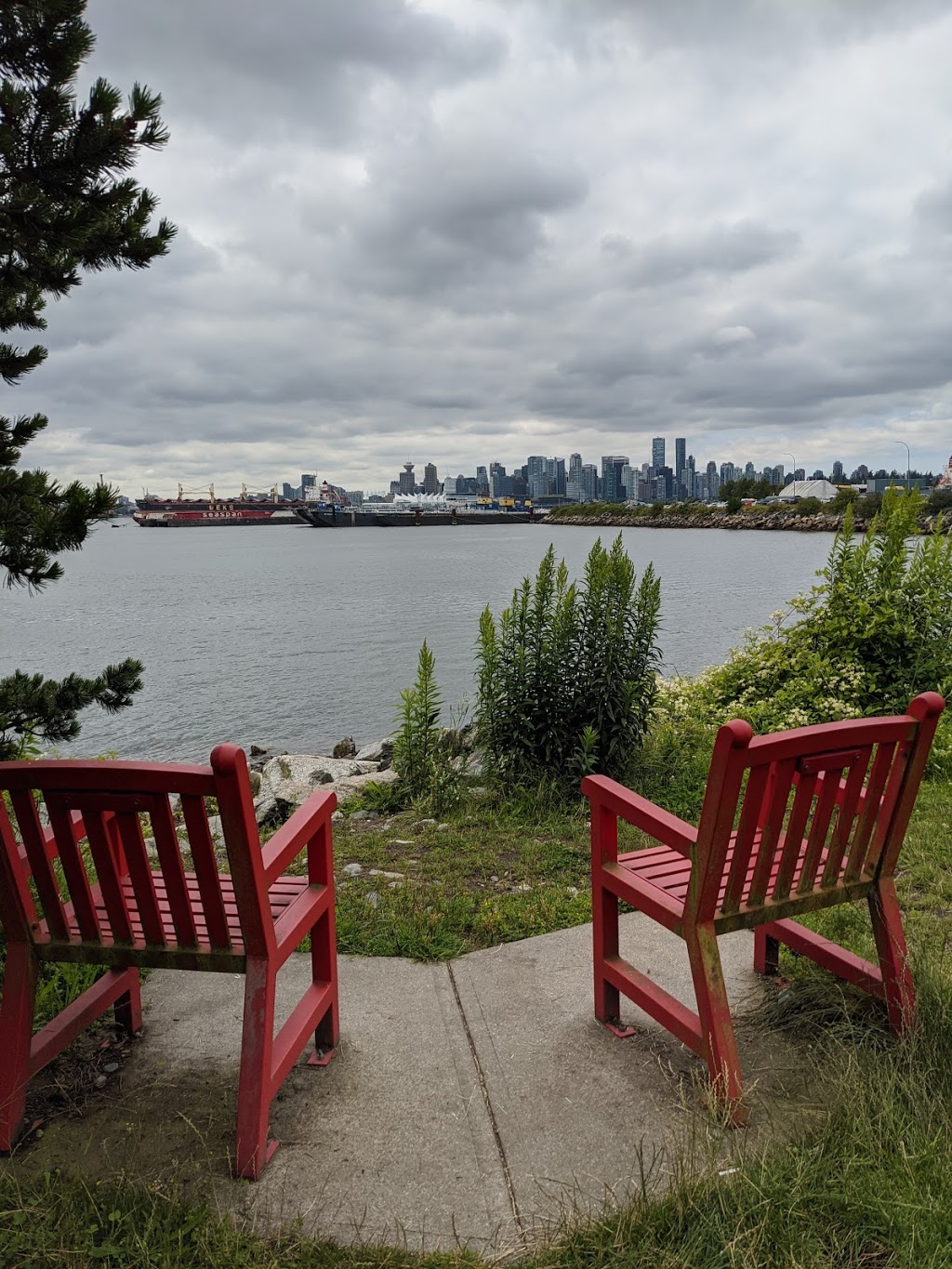 Kings Mill Walk Park | Harbourside Pl, North Vancouver, BC V7P 3S4, Canada | Phone: (604) 985-7761