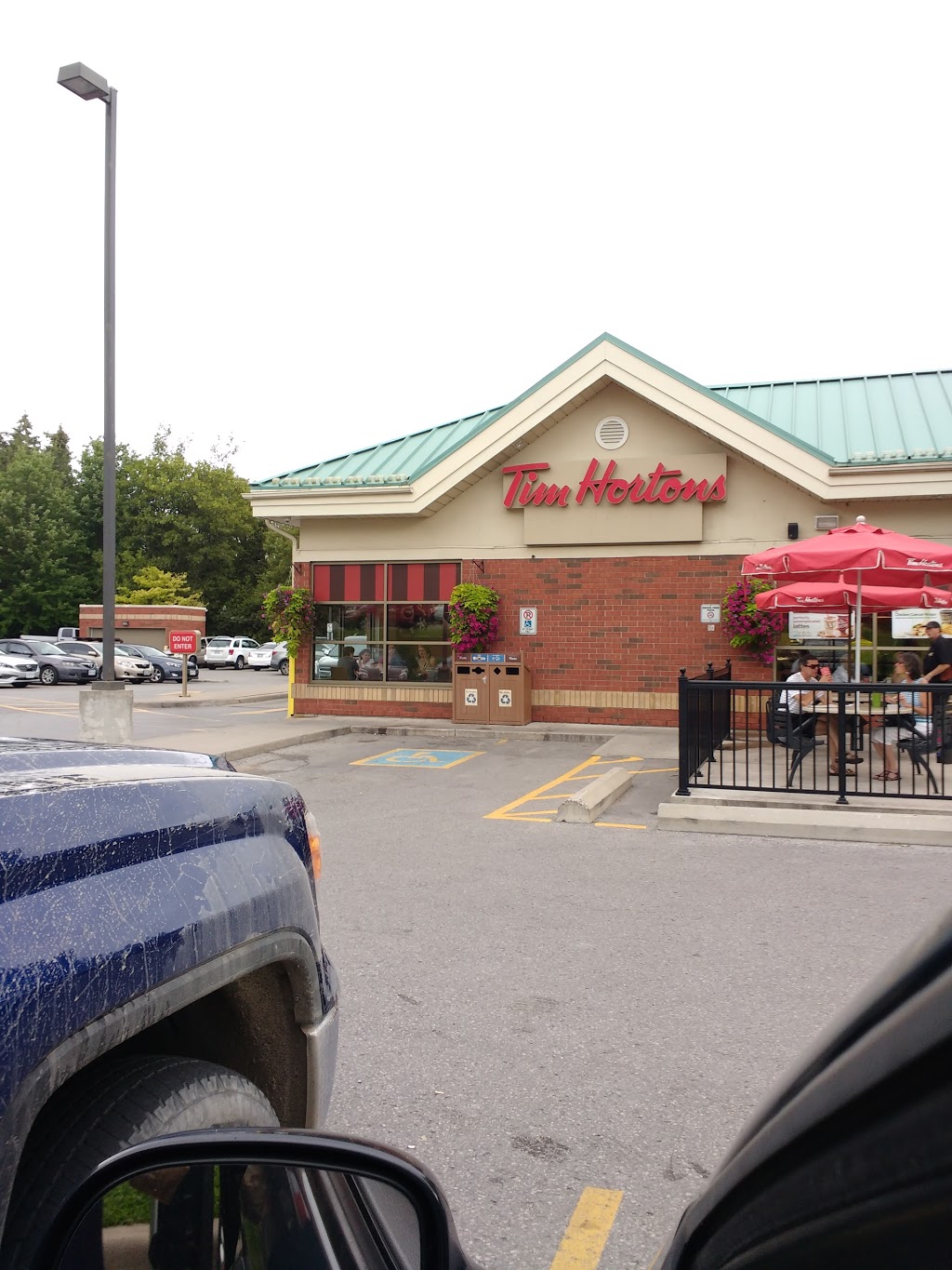 Tim Hortons | 1502 Durham Regional Hwy 2, Courtice, ON L1E 3H6, Canada | Phone: (905) 440-4645