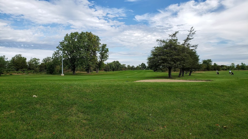 Amherstview Golf Club | Golf Course Rd, Amherstview, ON K7N 1W3, Canada | Phone: (613) 389-5222