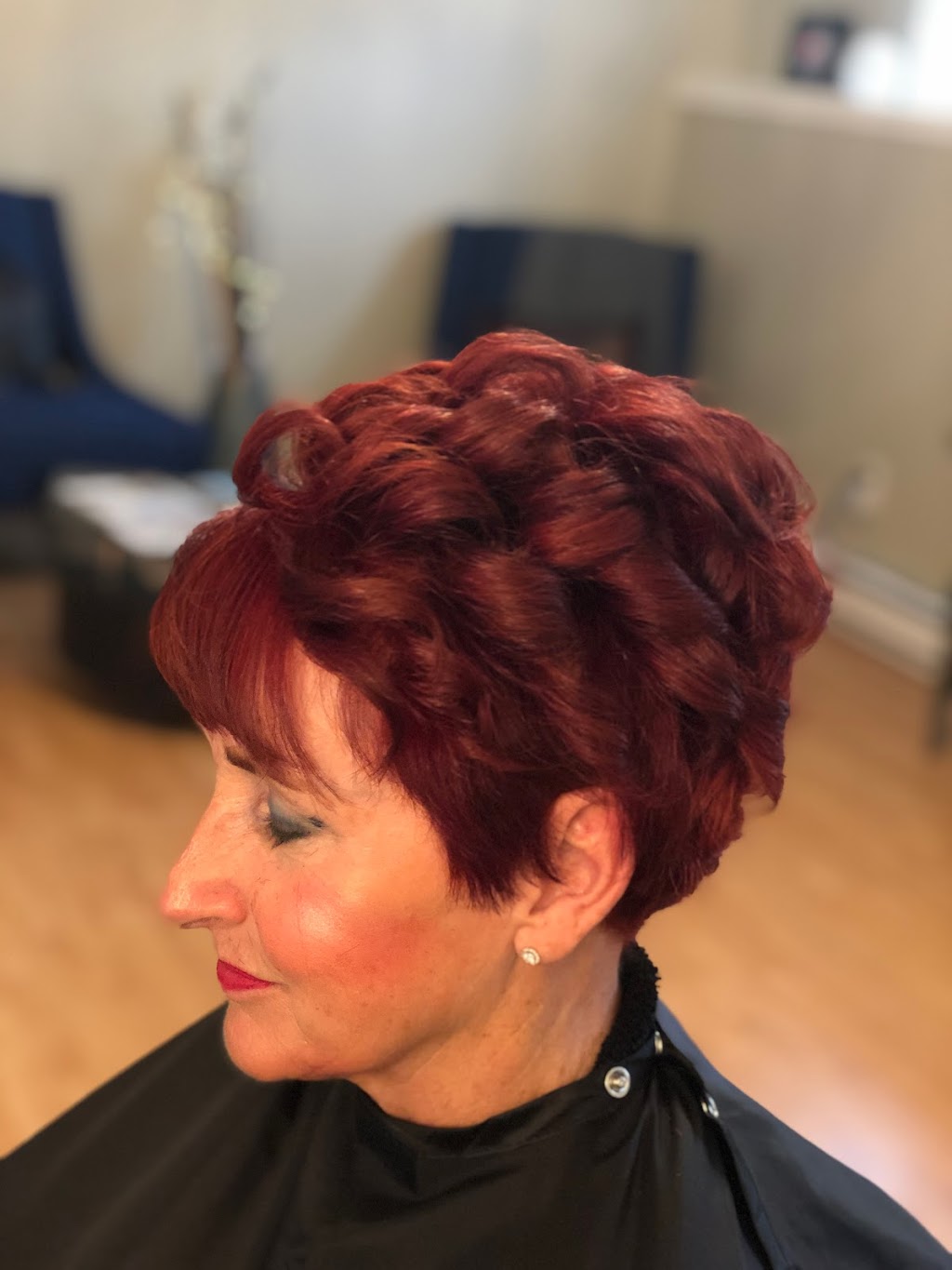 Style By Sakina | 5 Garden Ct, Amherst, NS B4H 4R8, Canada | Phone: (306) 491-1852