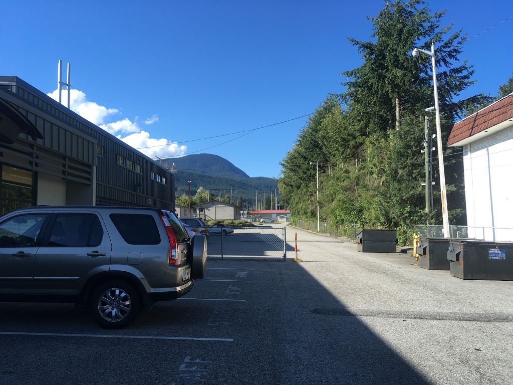 Elphinstone Secondary School | 840 Gibsons Way, Gibsons, BC V0N 1V0, Canada | Phone: (604) 886-2204