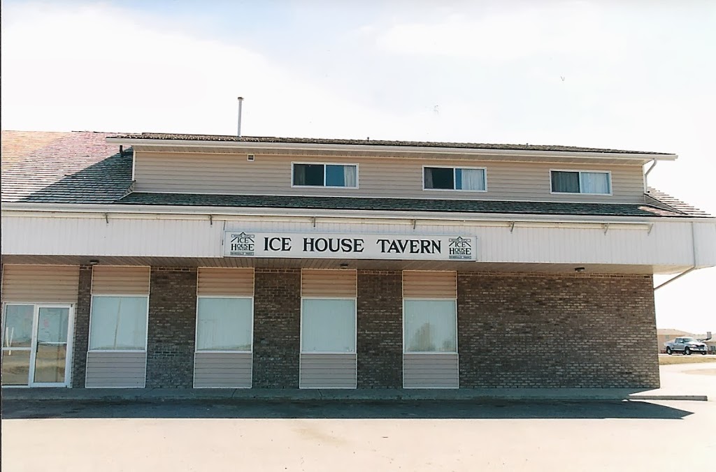The Ice House | 60 Great Plains Rd, Emerald Park, SK S4L 1C3, Canada | Phone: (306) 781-2933