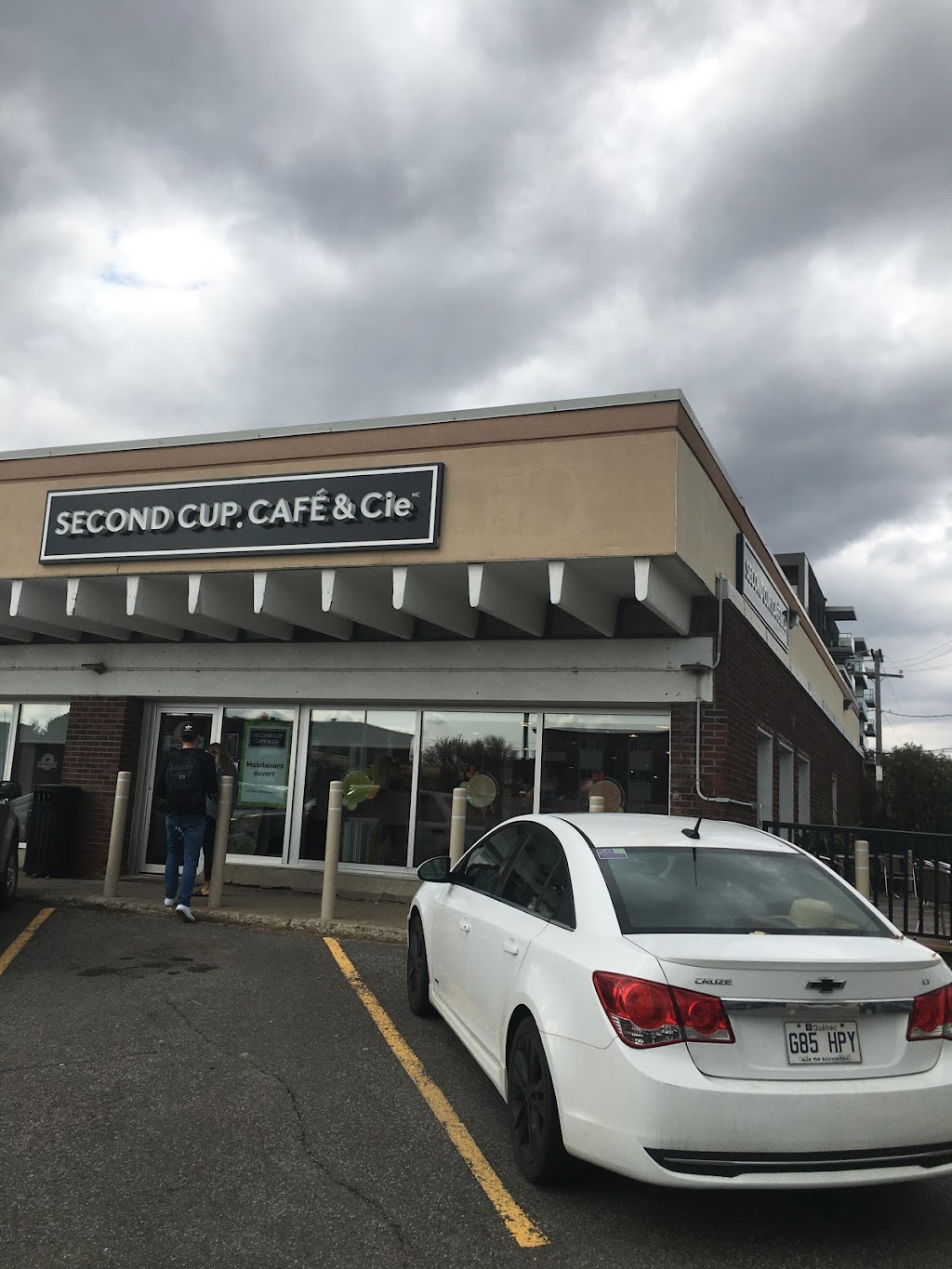 Second Cup Café | 3400 Chem. des Quatre-Bourgeois, Québec, QC G1W 2L3, Canada | Phone: (418) 650-6455