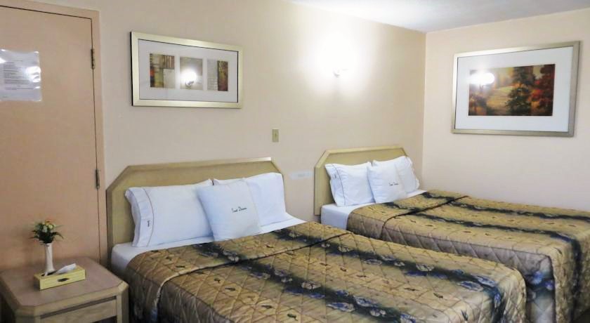 Good Night Motel | 664 Main St W, Port Colborne, ON L3K 5V4, Canada | Phone: (905) 835-1818