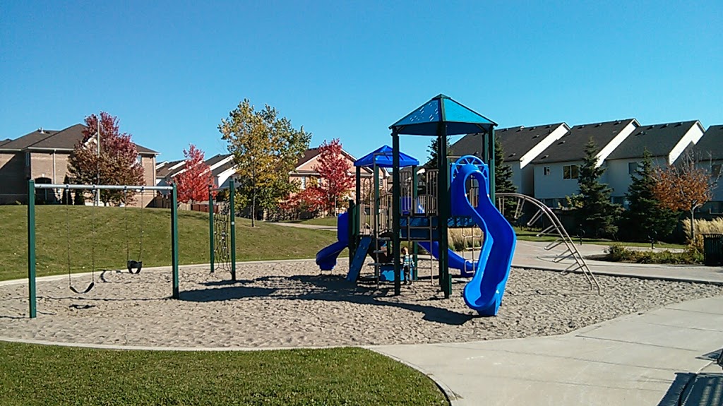 Vista Gate Parkette | 235 Ravineview Dr, Maple, ON L6A 3S9, Canada