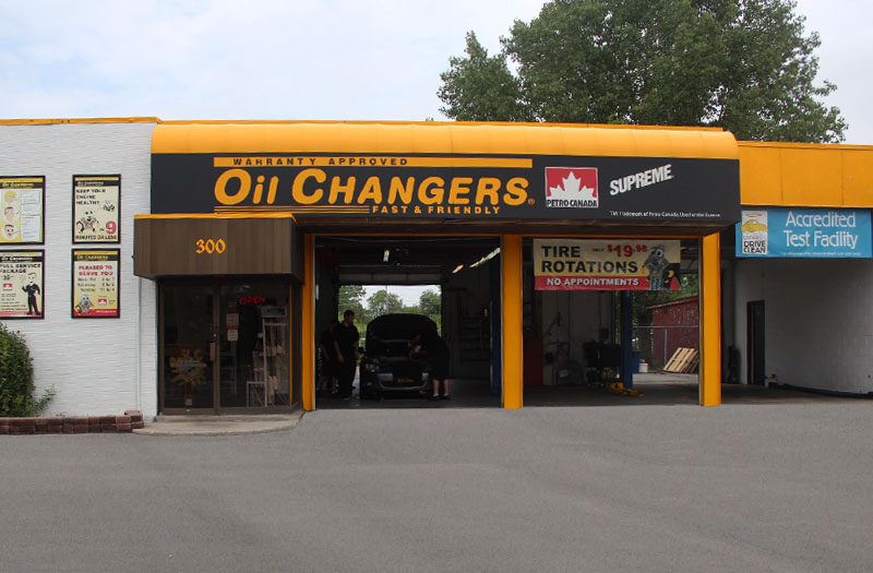 Oil Changers | 300 Ontario St, St. Catharines, ON L2R 5L7, Canada | Phone: (905) 684-4253