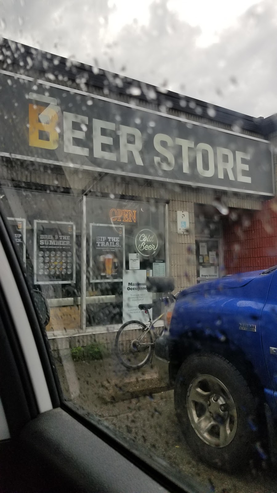 Beer Store 4556 | 15 Hops Dr, Haliburton, ON K0M 1S0, Canada | Phone: (705) 457-2023