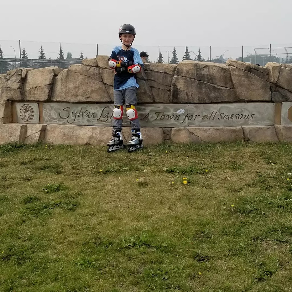 Sylvan Lake Skatepark | 4725 43 St, Sylvan Lake, AB T4S 1M3, Canada | Phone: (403) 550-7439