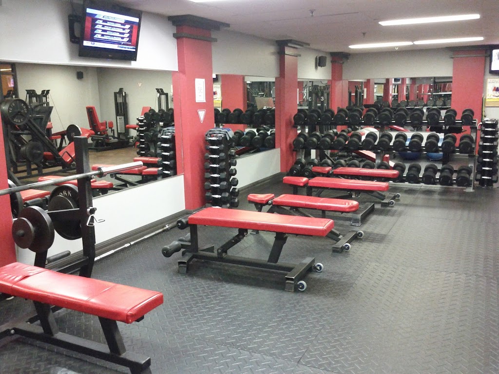 Club Action (Gym Hôtel Québec Inn) | 7175 Bd Wilfrid-Hamel, Québec, QC G2G 1B6, Canada | Phone: (418) 872-3020