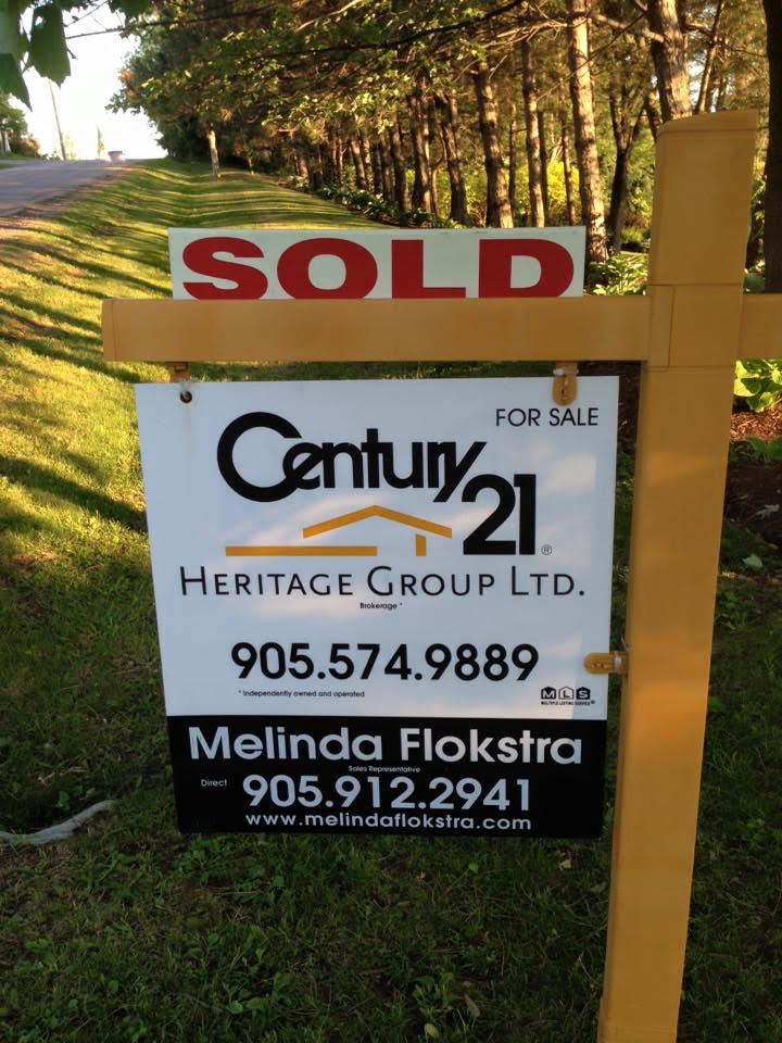 Melinda Flokstra Century 21 Real Estate | 872 Concession St, Hamilton, ON L8V 1E5, Canada | Phone: (905) 912-2941