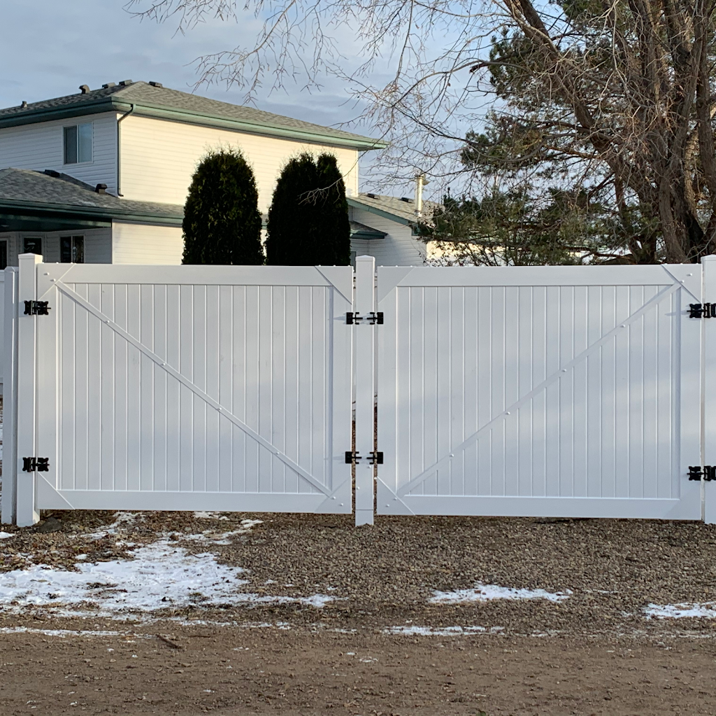 Central Alberta Fencing Inc. | 25 Belich Cres, Red Deer County, AB T4S 2K5, Canada | Phone: (403) 986-5484