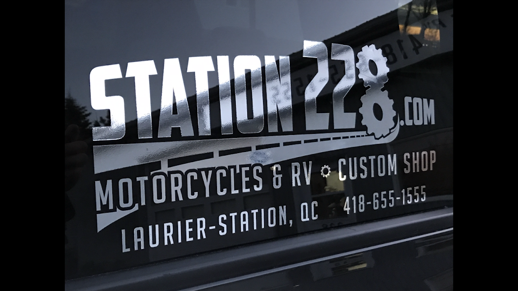 station228.com | 228 Rue de la Station, Laurier-Station, QC G0S 1N0, Canada | Phone: (418) 655-1555