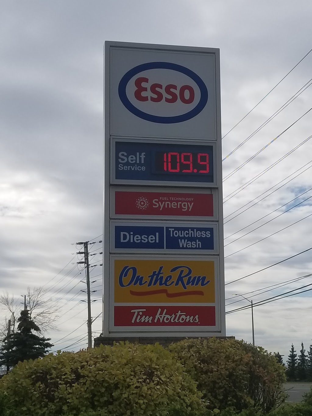 Esso | 5980 Hurontario St, Mississauga, ON L5R 3T6, Canada | Phone: (905) 502-0674