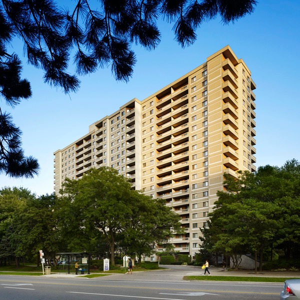 The Elmwoods | 30 Elm Dr E, Mississauga, ON L5A 4C3, Canada | Phone: (905) 848-4653