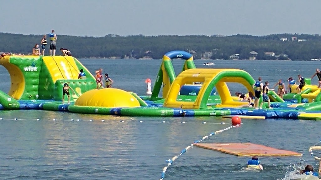 Sylvan Lake Aqua Splash | 5104 LAKESHORE DR SYLVAN, Sylvan Lake, AB T4S 1E3, Canada | Phone: (587) 377-4386