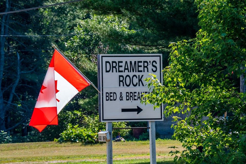 Dreamers Rock B&B | 35556 Hwy 28, McArthurs Mills, ON K0L 2M0, Canada | Phone: (613) 332-2350