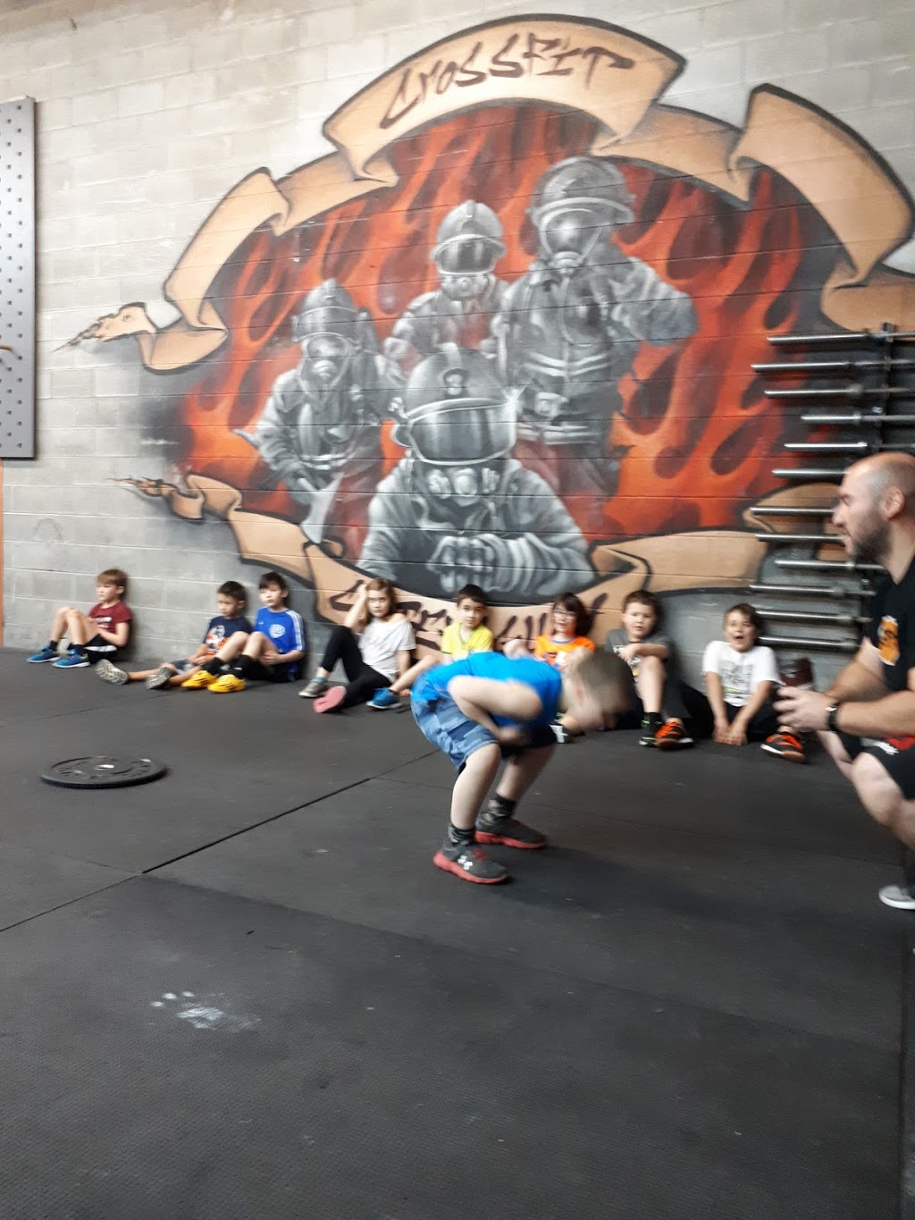 Crossfit Chateauguay | 2465 Boulevard Ford #202, Châteauguay, QC J6J 4Z2, Canada | Phone: (514) 656-5051