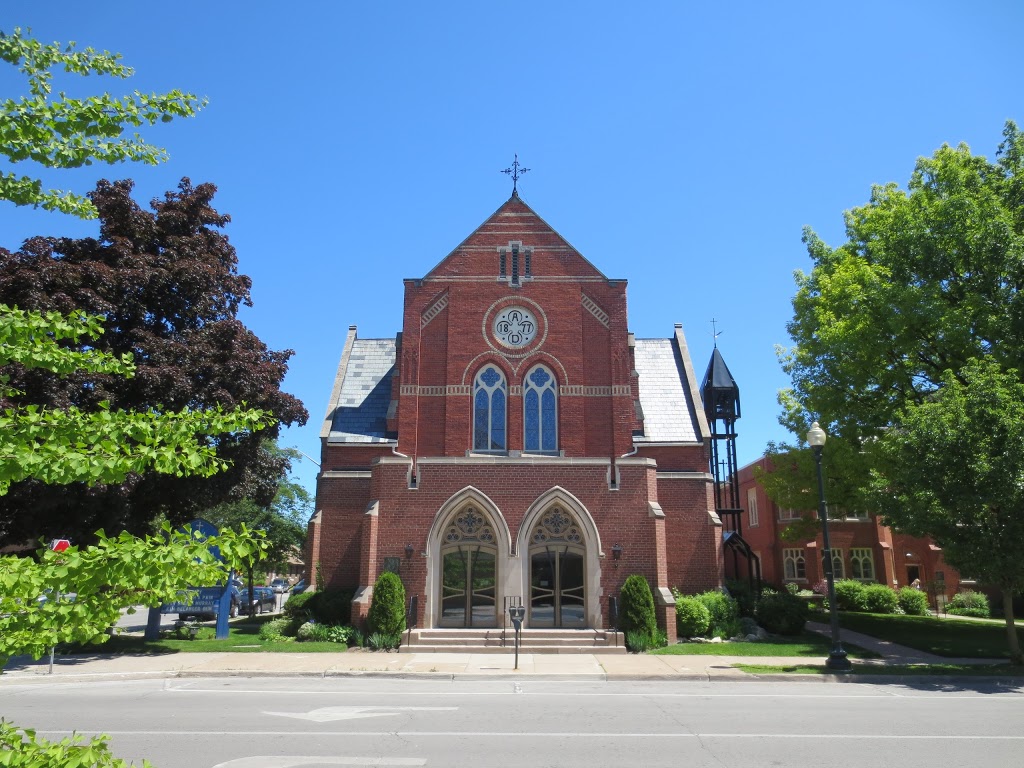 St Johns United Church | 262 Randall St, Oakville, ON L6J 1P9, Canada | Phone: (905) 845-0551