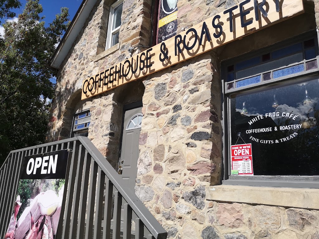 White Frog Cafe | 5025 46 St, Sylvan Lake, AB T4S 1C3, Canada | Phone: (403) 864-4182
