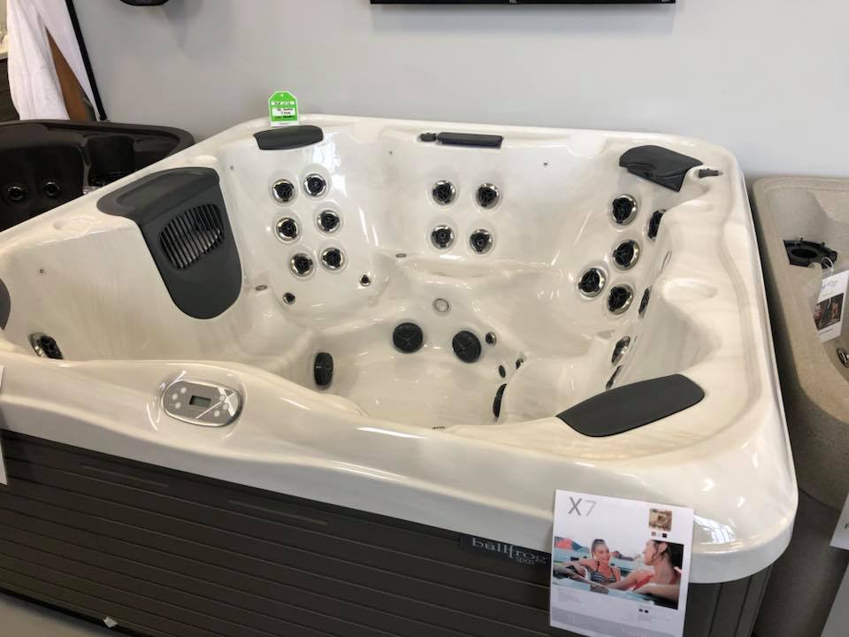 Bullfrog Spas Barrie | 90 Anne St S unit 160, Barrie, ON L4N 2E3, Canada | Phone: (705) 730-0435