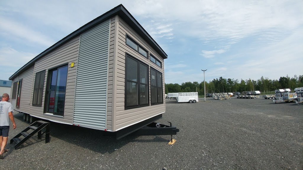 Roulottes Lupien 2000 - Division Remorque | 2700 Route 122, Saint-Cyrille-de-Wendover, QC J1Z 1C1, Canada | Phone: (888) 897-4949